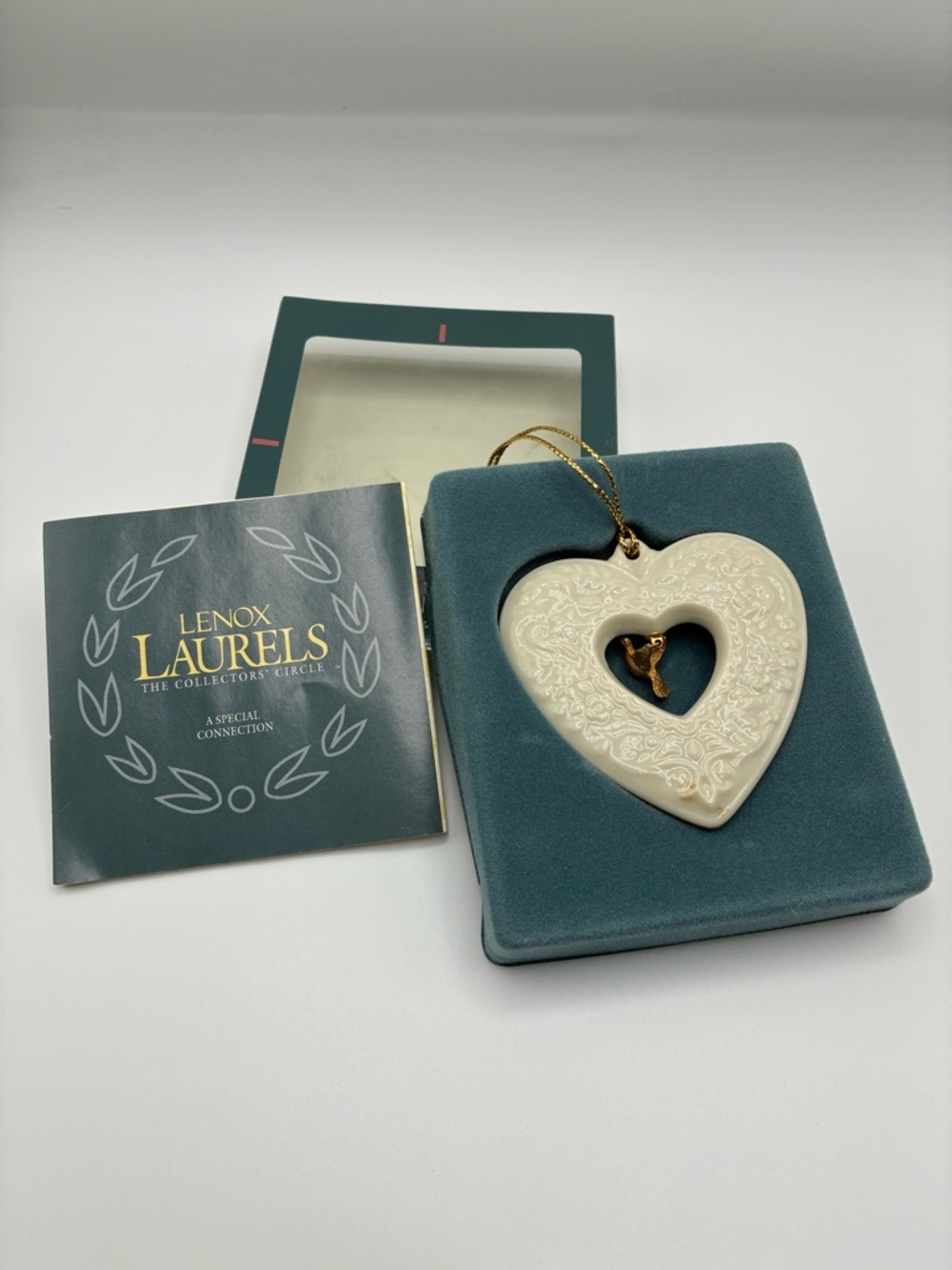 Lenox Laurels Ivory Heart Ornament with Gold Dove Accent Charm